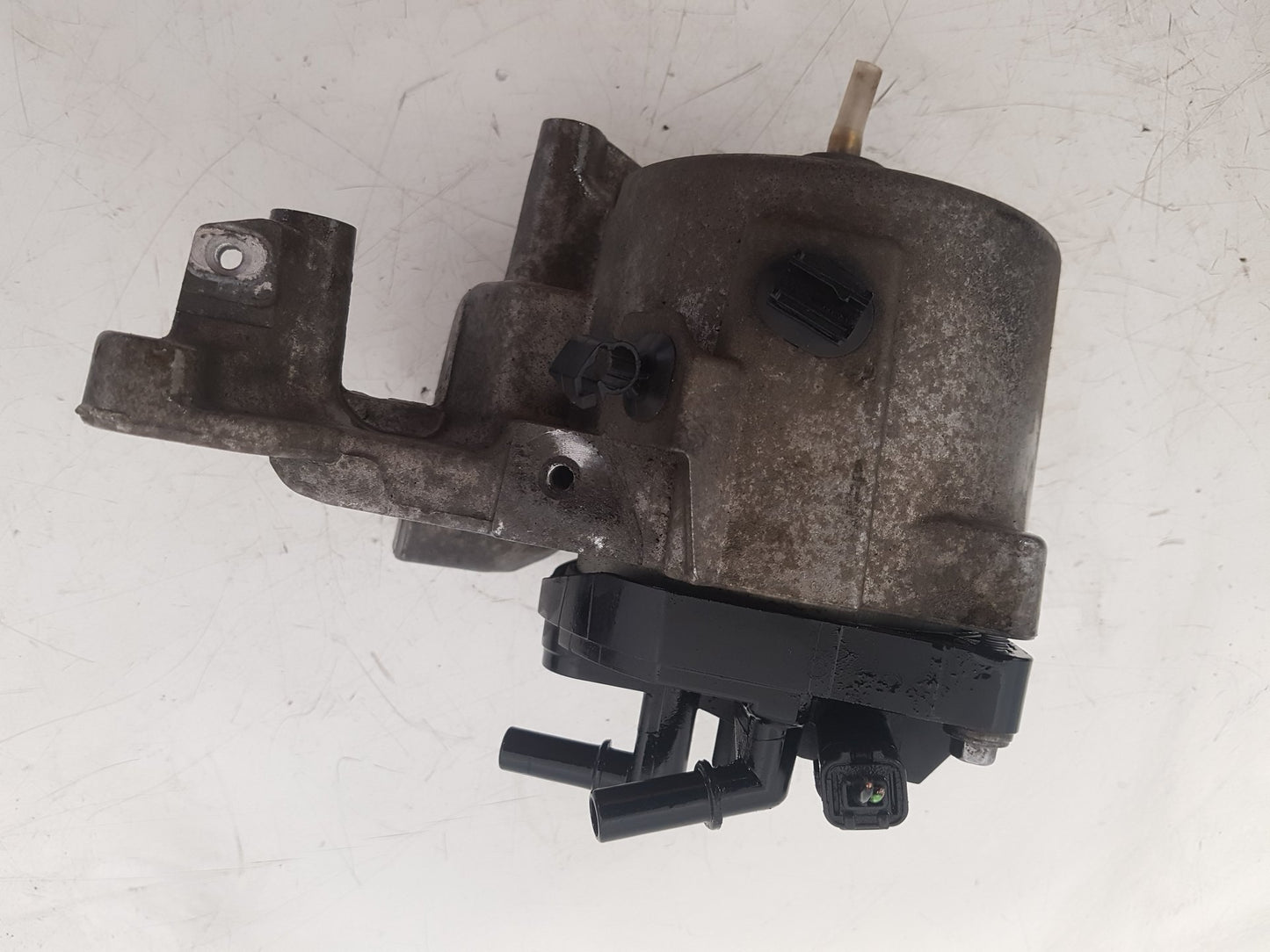 2010 - 2012 Volvo S40  Saloon Fuel Filter Housing AV6Q9180AF