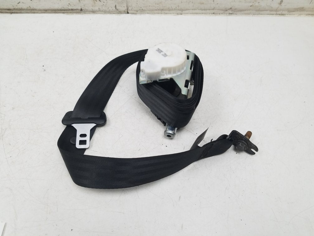 2009 - 2016 Volvo XC60  Estate Left Rear Seat Belt 39801840