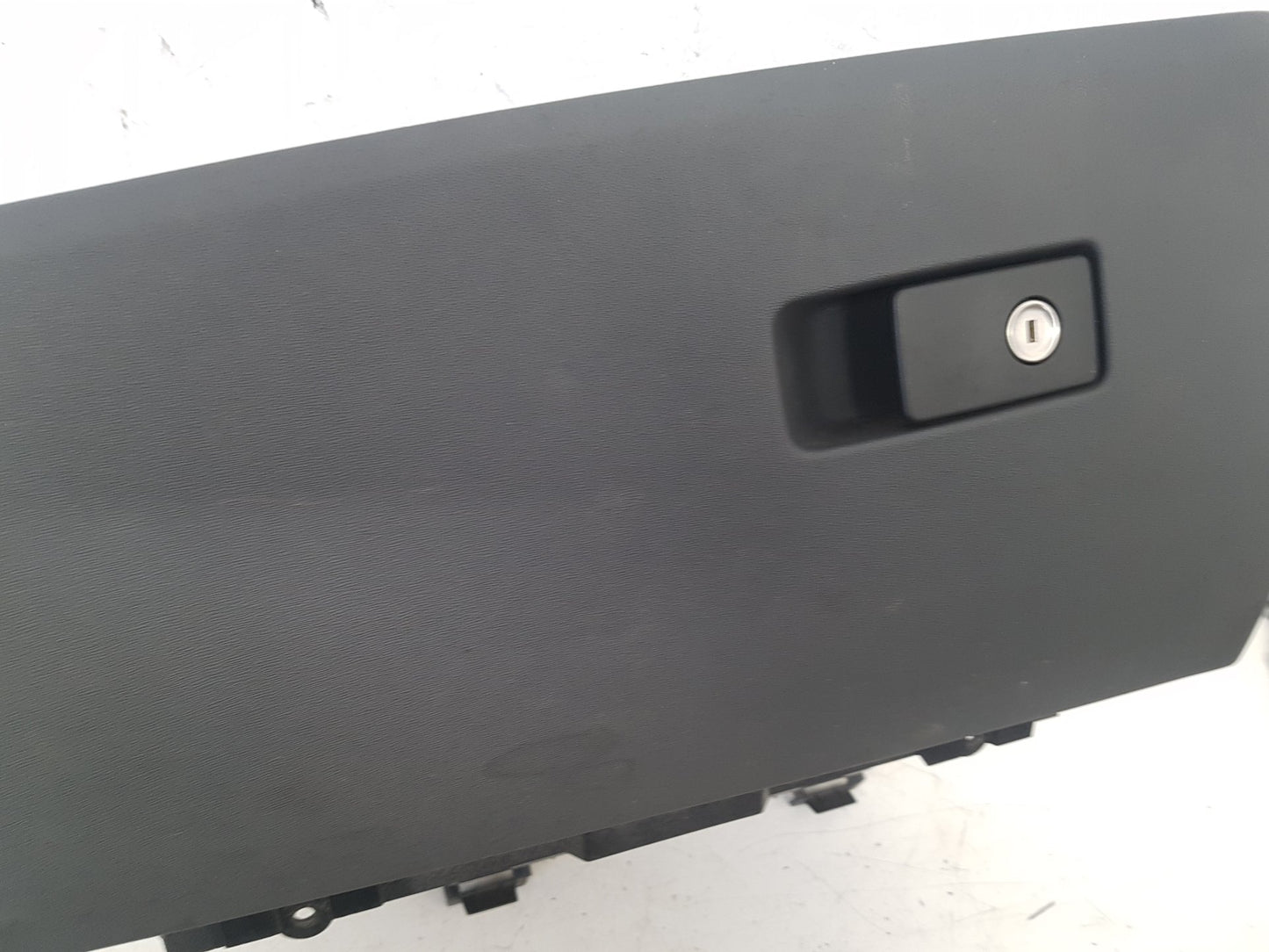 2007 - 2010 Volvo V70  Estate Glove Box 30676279