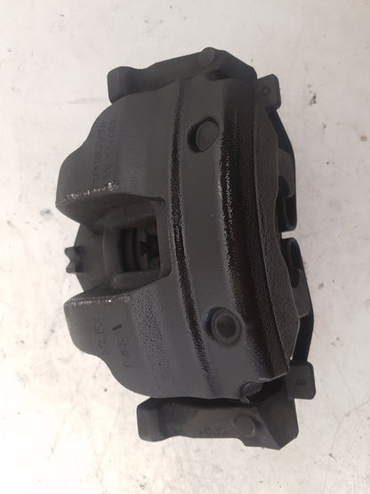2022  V90 B6 Authorities Awd Mhev E6 4 Dohc  Estate Right Front Caliper 31665741