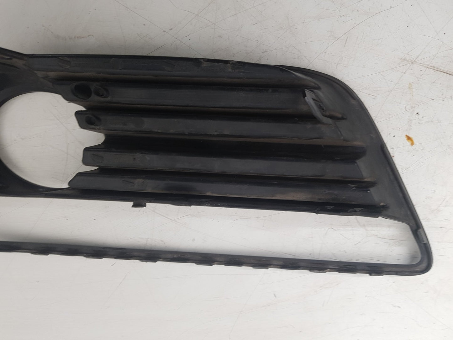 2010 - 2012 Saab 95  Saloon FOG LIGHT GRILL (RIGHT) 12776794