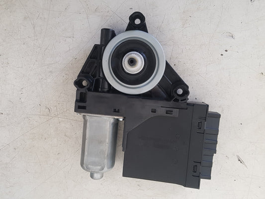 2022  V90 B6 Authorities Awd Mhev E6 4 Dohc  Estate CENTRAL LOCKING MOTOR (FRONT DRIVER SIDE) 10242574