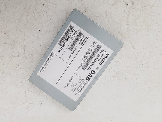 2012 - 2015 Volvo V40  Hatchback DAB RADIO ECU 30644931AA