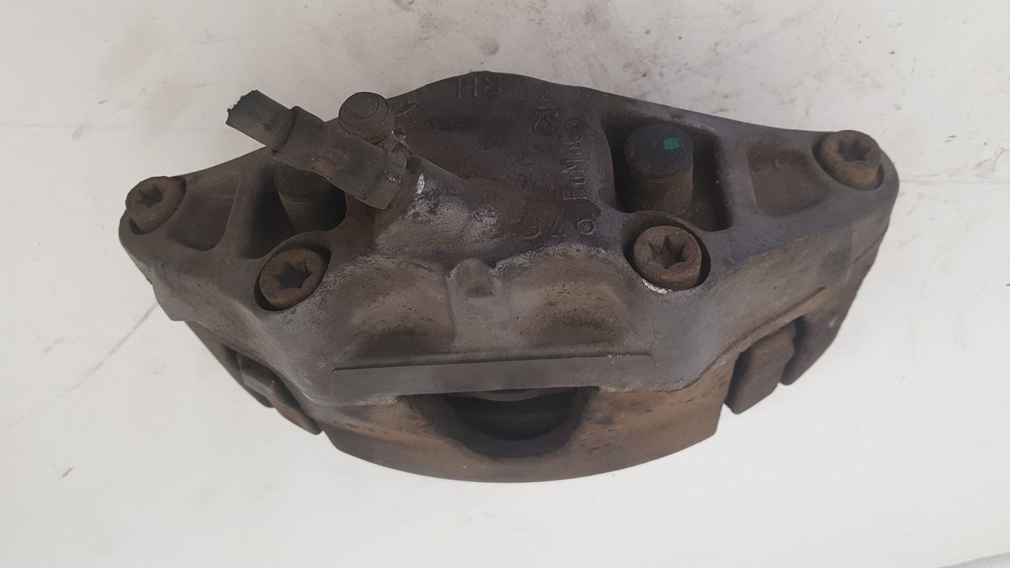 2006 - 2010 Volvo V50  Estate Right Front Caliper 36000704
