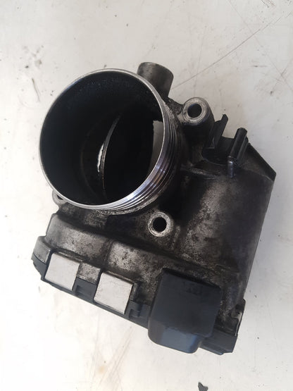 2002 - 2006 Volvo XC90  Estate Throttle Body 8692720