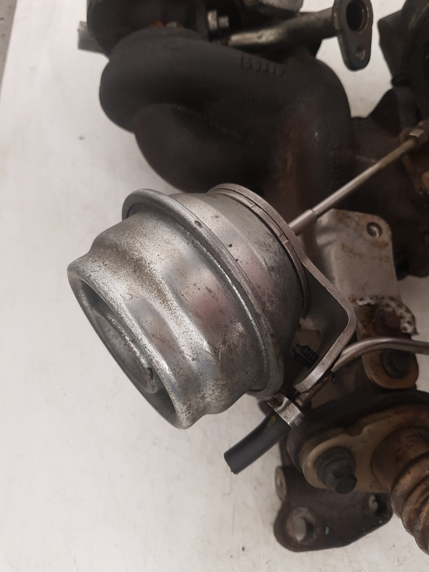 2010 - 2016 Volvo XC70  Estate Turbo Exhaust Manifold 36002640