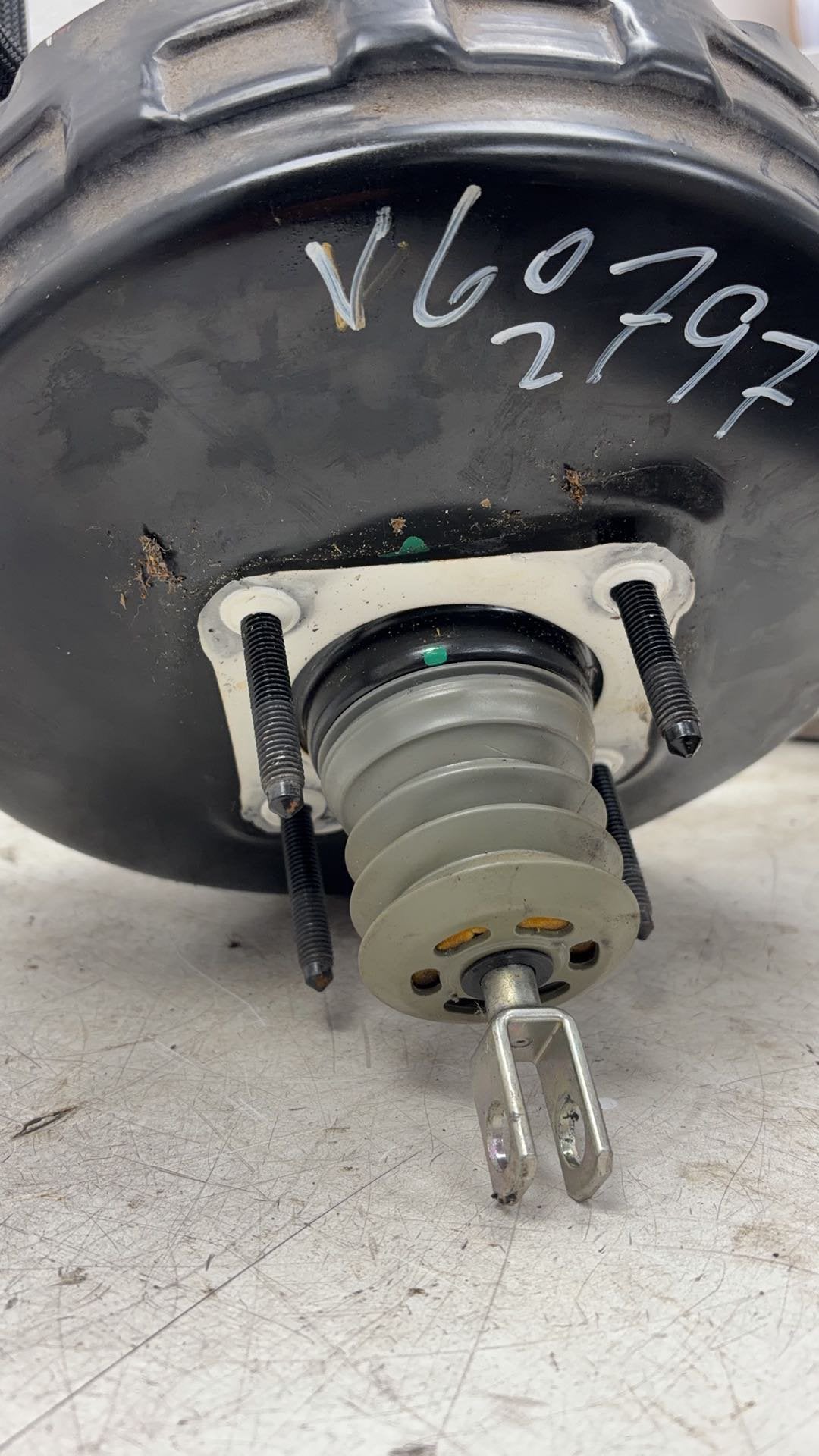 2011 - 2014 Volvo V60 I 155 Estate Brake Booster 31329895