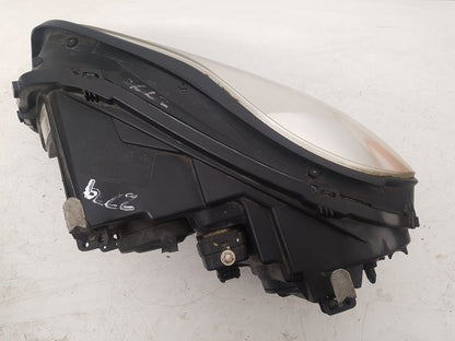 2002 - 2006 Volvo XC90  Estate Right Headlight 30678189