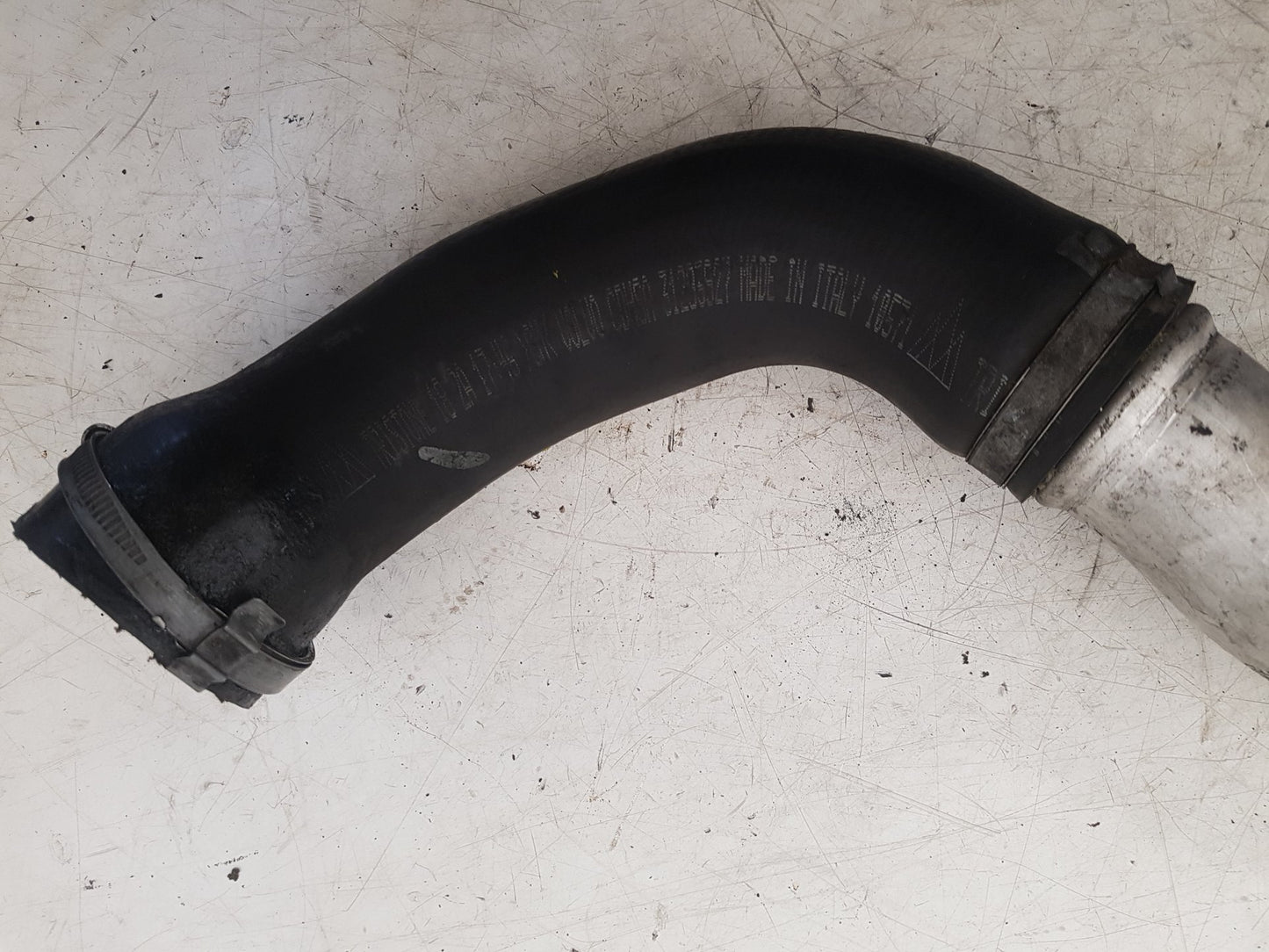 2008 - 2012 Volvo V50   Intercooler Pipe 31319794