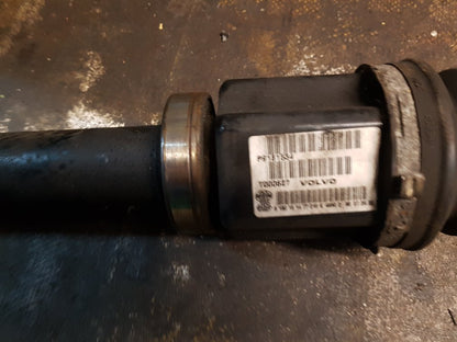 1999 - 2001 Volvo S80  Saloon Right Front Drive Axle 9181534