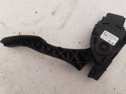 2008 - 2016 Volvo V70  Estate Accelerator Pedal 6G929F836CD. 6G92-9F836-CD