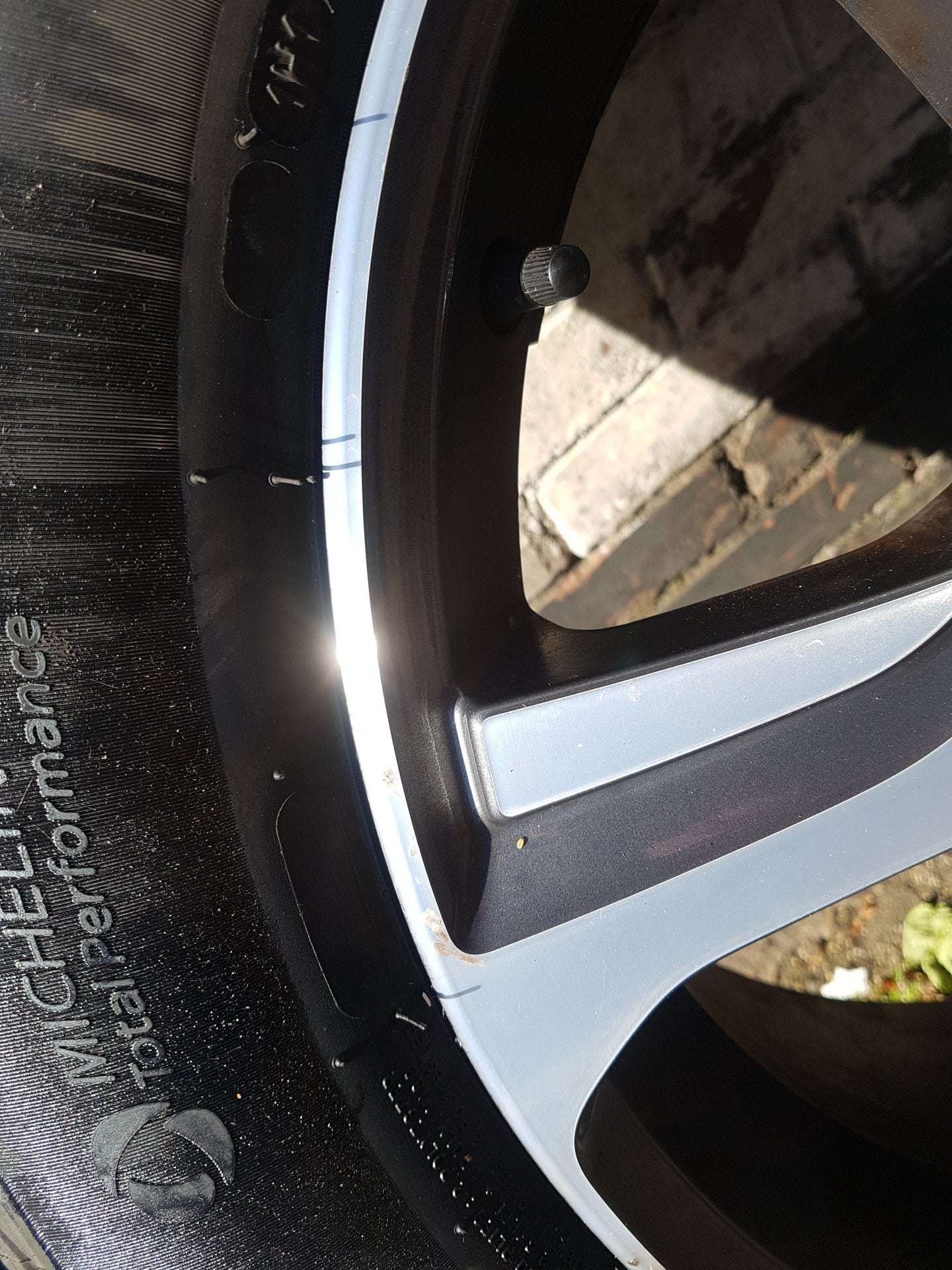 2008-2017 Volvo XC60 I 156 Alloy Wheel 31280139 VRAC Grade B