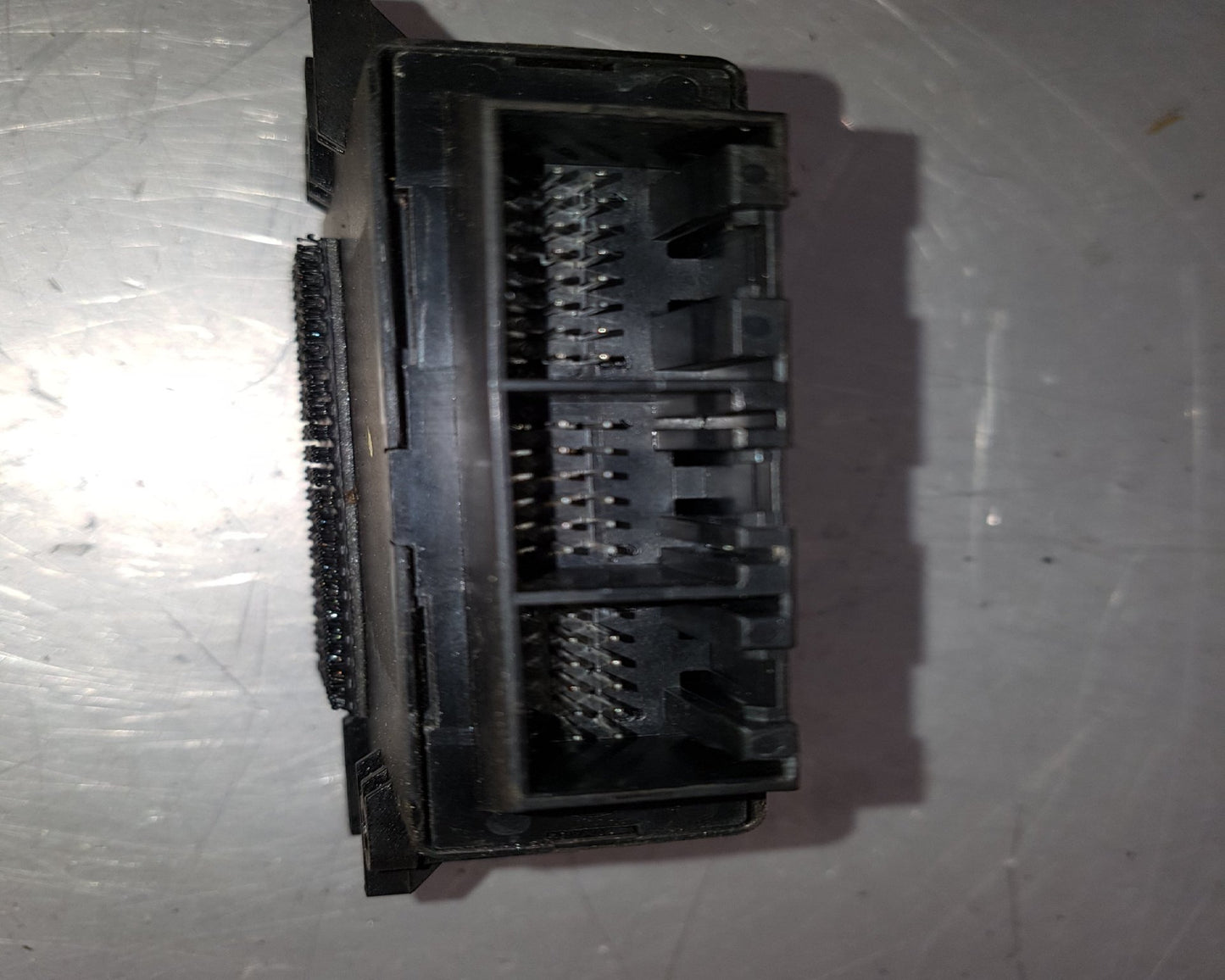 2002 - 2006 Volvo XC90  Estate PARKING SENSOR ECU 30682628