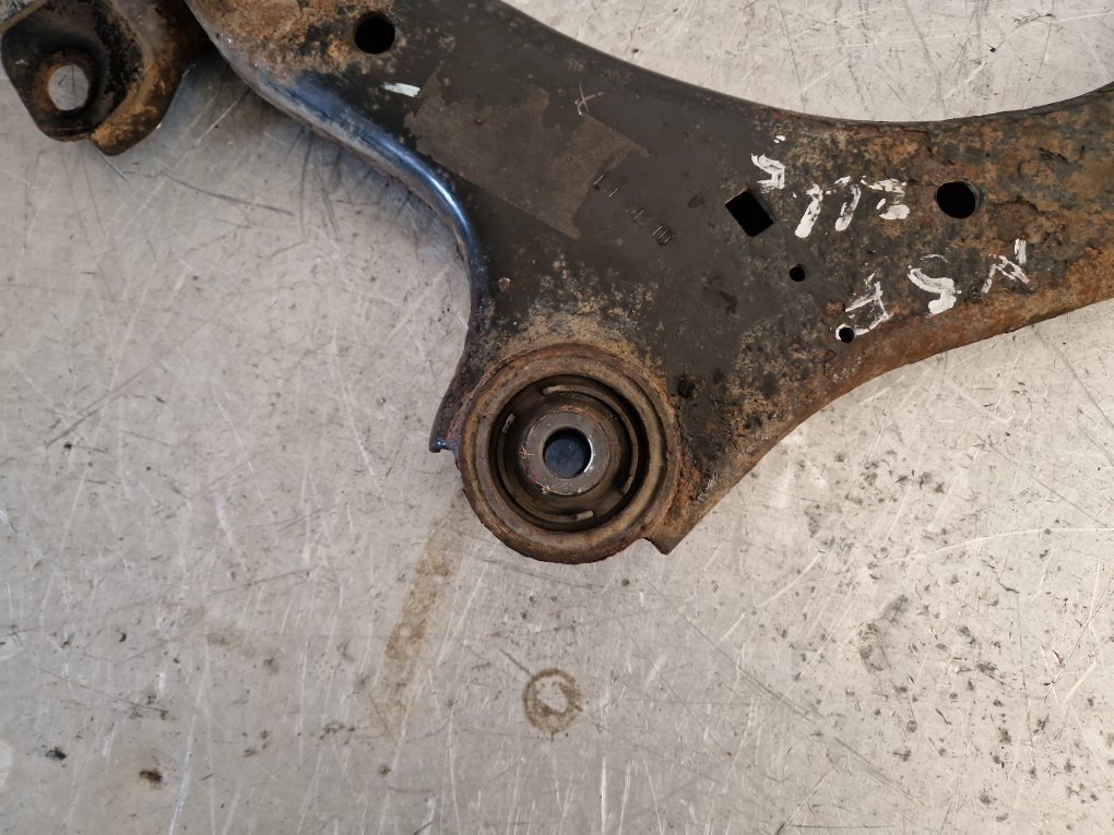 2010 - 2014 Volvo V60  Estate WISHBONE (FRONT PASSENGER SIDE)