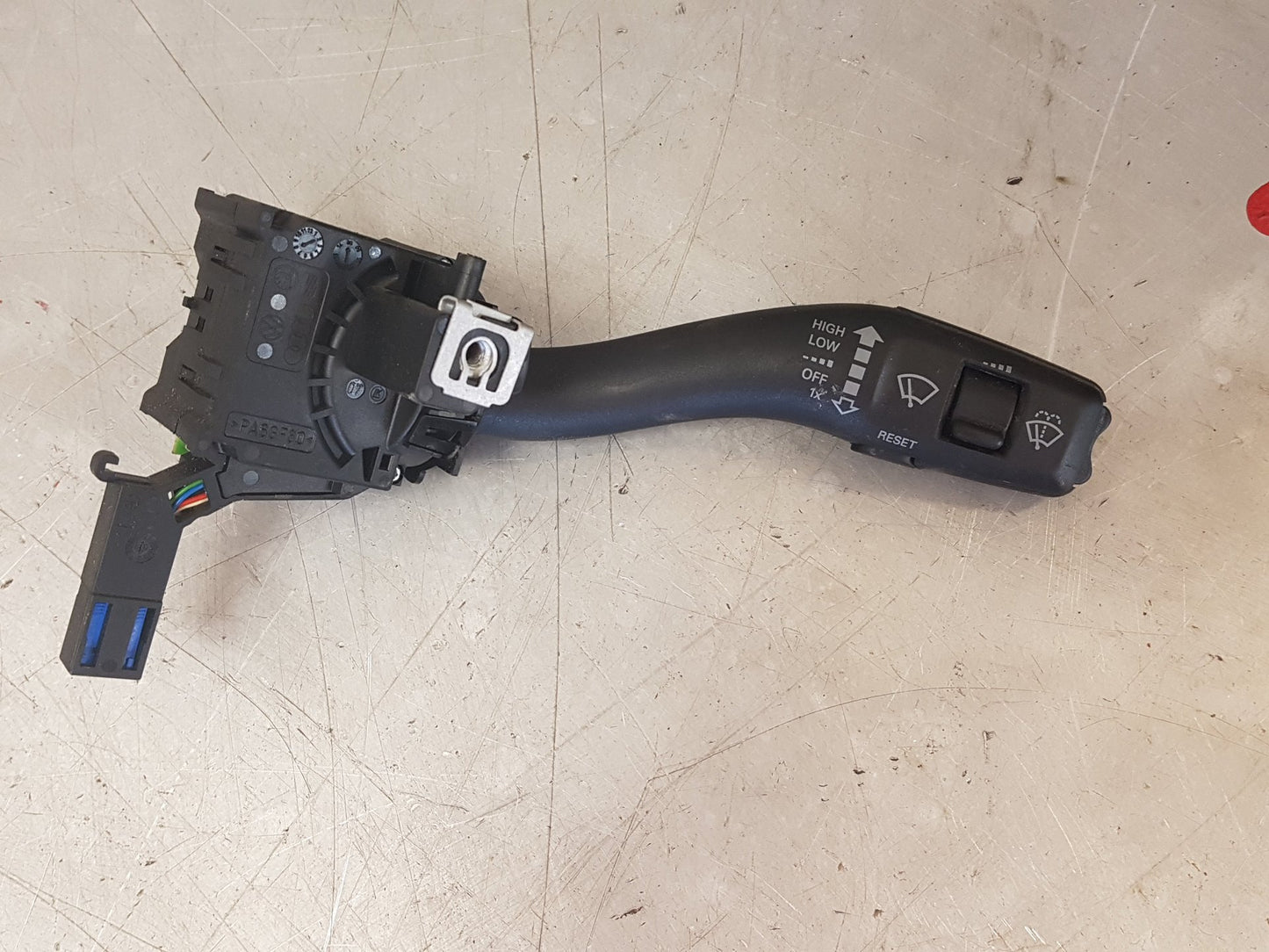 2007 - 2010 Audi R8   Wiper Switch 10004014