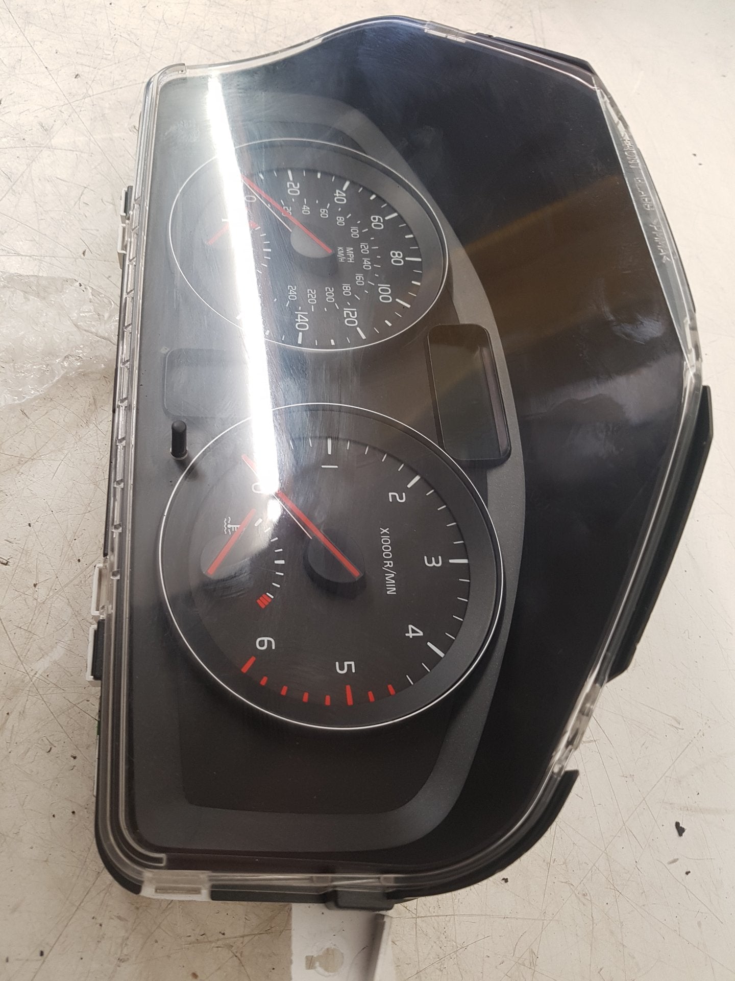 2006 - 2012 Volvo C30  Hatchback Instrument Cluster 31296234