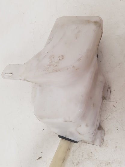 2010 - 2012 Saab 9-5  Saloon WASHER BOTTLE & MOTOR 401140137