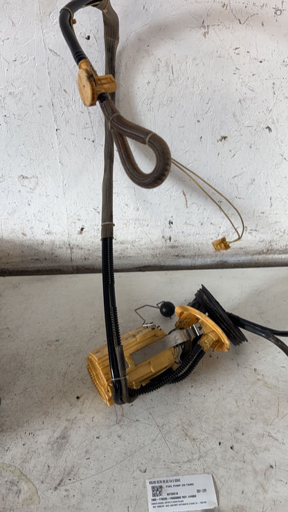 2004 - 2007 Volvo XC70  Estate Fuel Pump 30792518