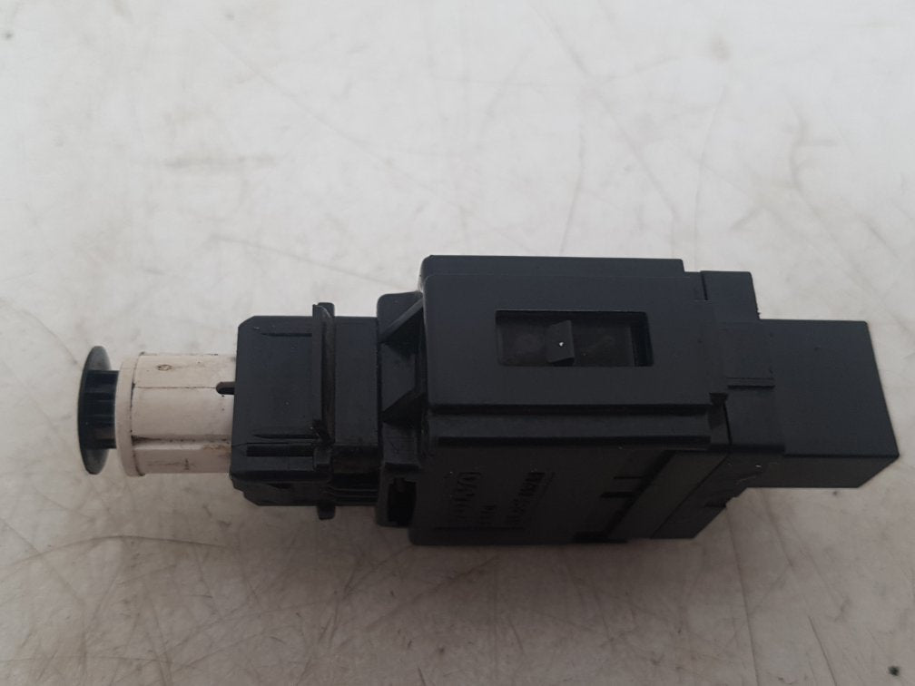 2000 - 2007 Volvo V70  Estate Brake Light Switch 862220