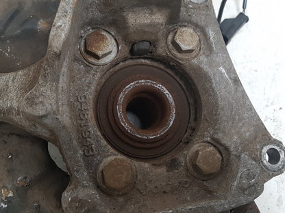 2000 - 2007 Volvo XC70  Estate Left Front Hub Assembly 9461943