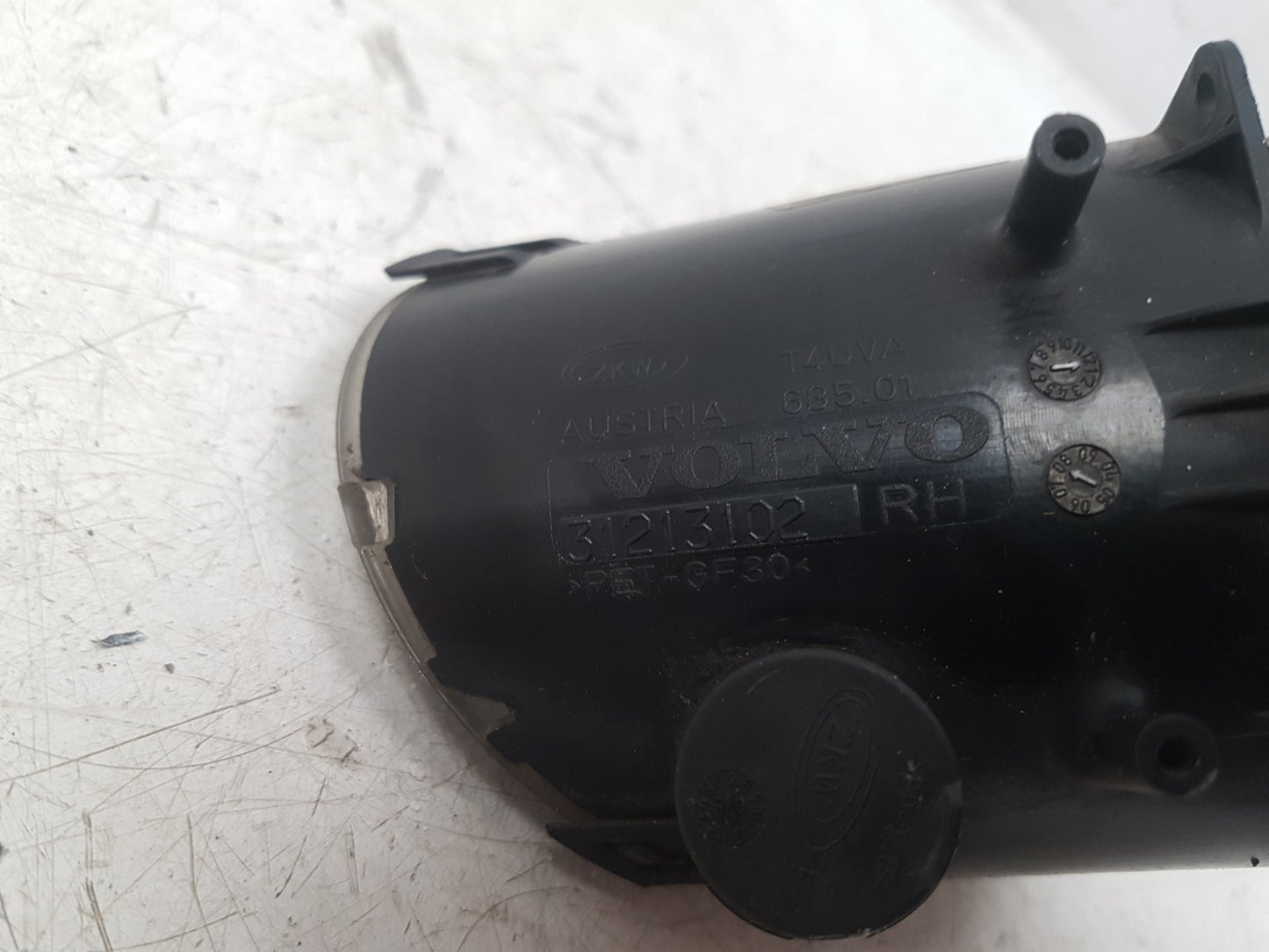 2007 - 2015 Volvo V70  Estate Right Fog Light 31213102