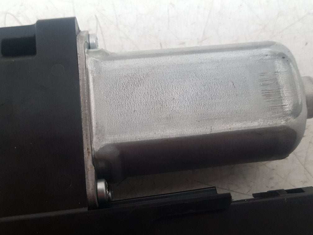 2005 - 2012 Volvo S40  Saloon WINDOW REG MOTOR (PASSENGER SIDE FRONT) 31253907