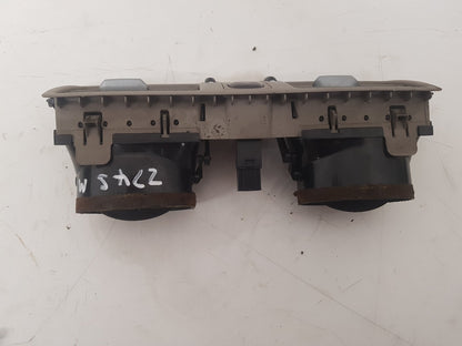 Volvo XC90 XC90 BEIGE CENTER DASHBOARD VENT , 12-MONTH WTY Centre 2004 3409400