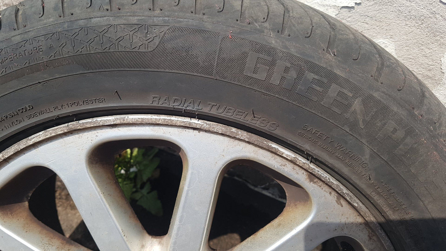 2005 Volvo V70  Estate Alloy Wheel 3524367