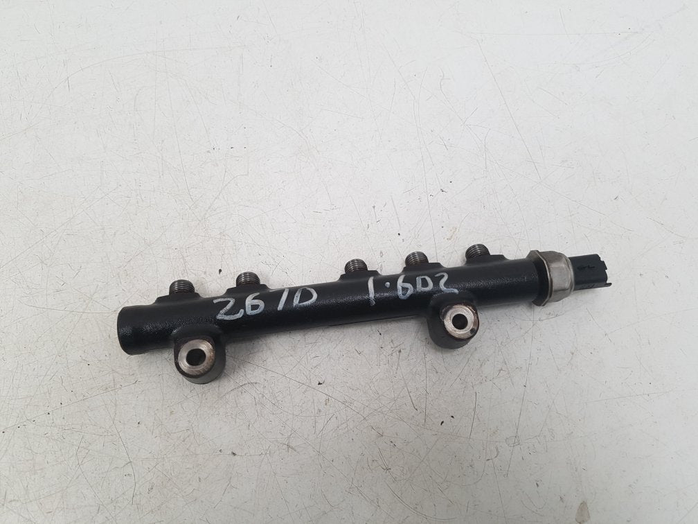 2012 - 2019 Volvo V40  Hatchback Injection Rail 968529758002