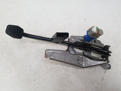 2010 - 2012 Volvo C30  Hatchback Brake Pedal 31341262