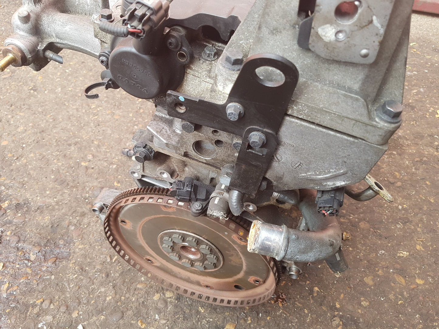 2005 Volvo S60  Saloon Engine 6901253