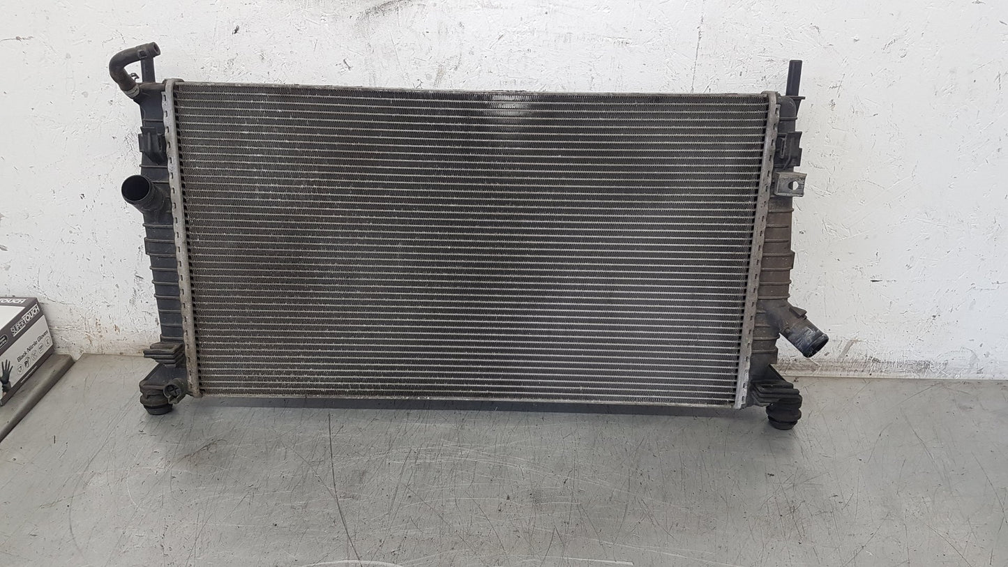 2010 - 2012 Volvo V50   Estate Radiator 3M5H8005TL