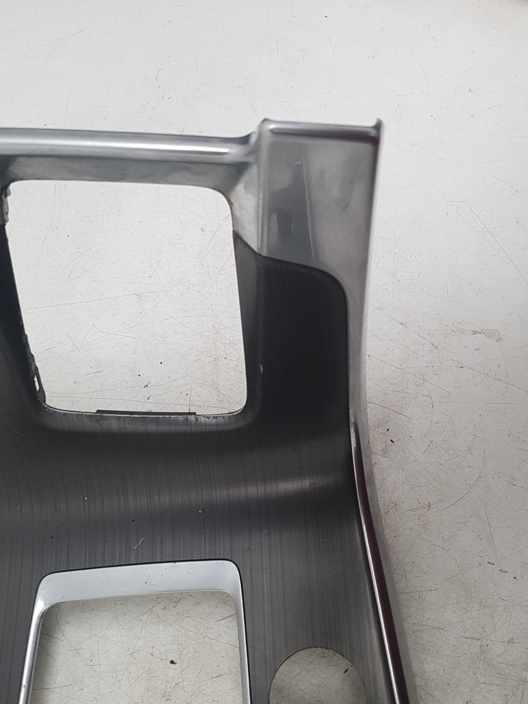 2010 - 2014 Volvo V60  Estate CENTRE PANEL TRIM 8632432