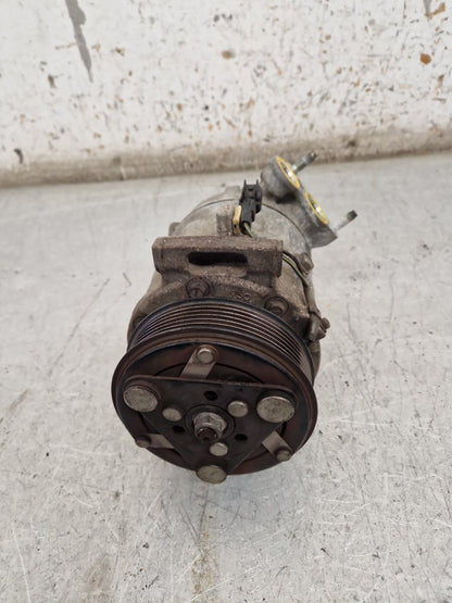 2012 - 2019 Volvo V40  Hatchback A/C Compressor 31291251