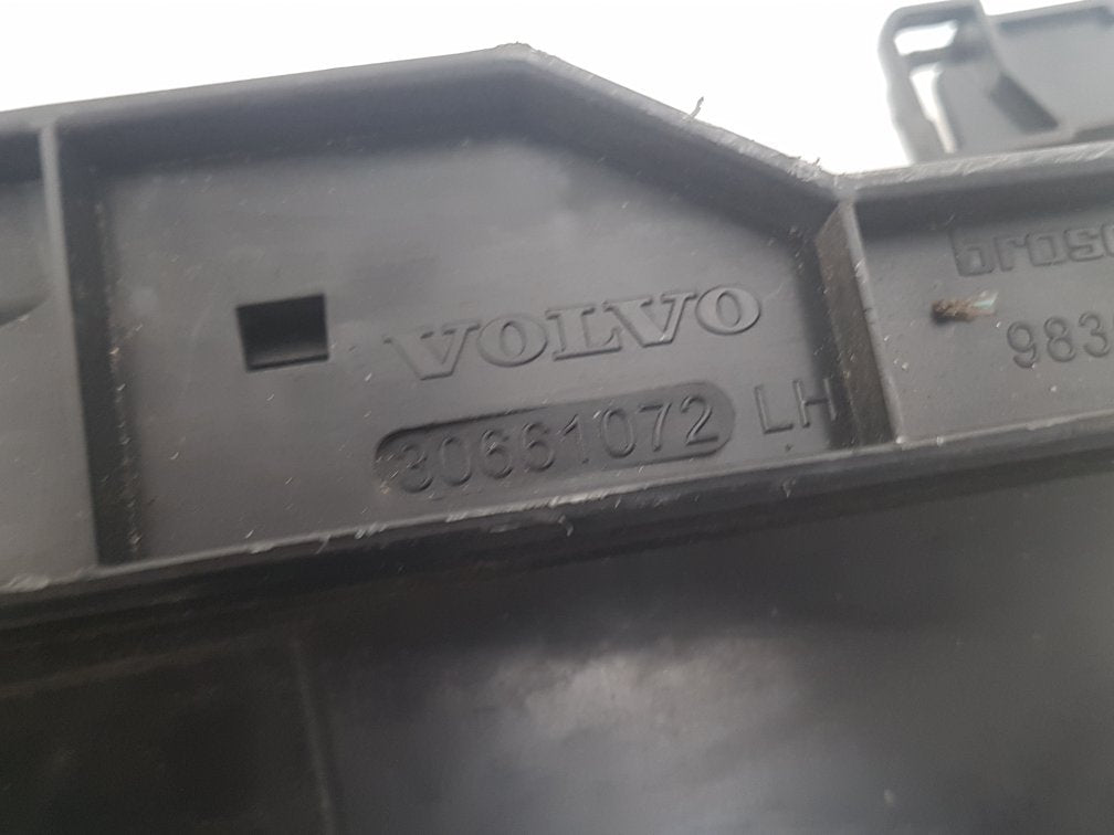 2006 - 2009 Volvo S80  Saloon BUMPER BRACKET (PASSENGER SIDE FRONT) 30661072