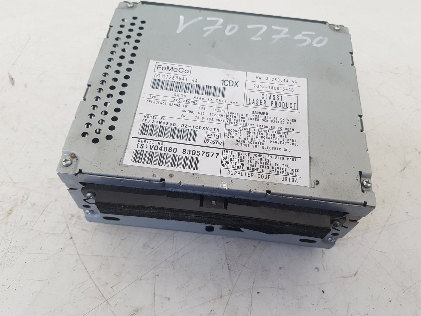 2007 - 2010 Volvo V70  Estate CD Player 31260541
