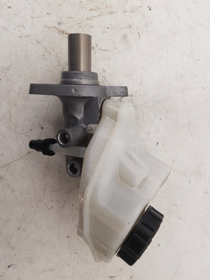 2008 - 2016 Volvo XC70 III 136 Estate BRAKE FLUID RESERVOIR AND MASTER CYLINDER 36002450