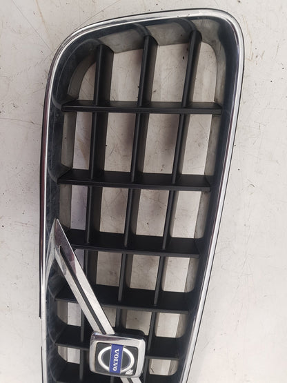 2003 - 2010 Volvo XC90  Estate FRONT GRILL 8620641