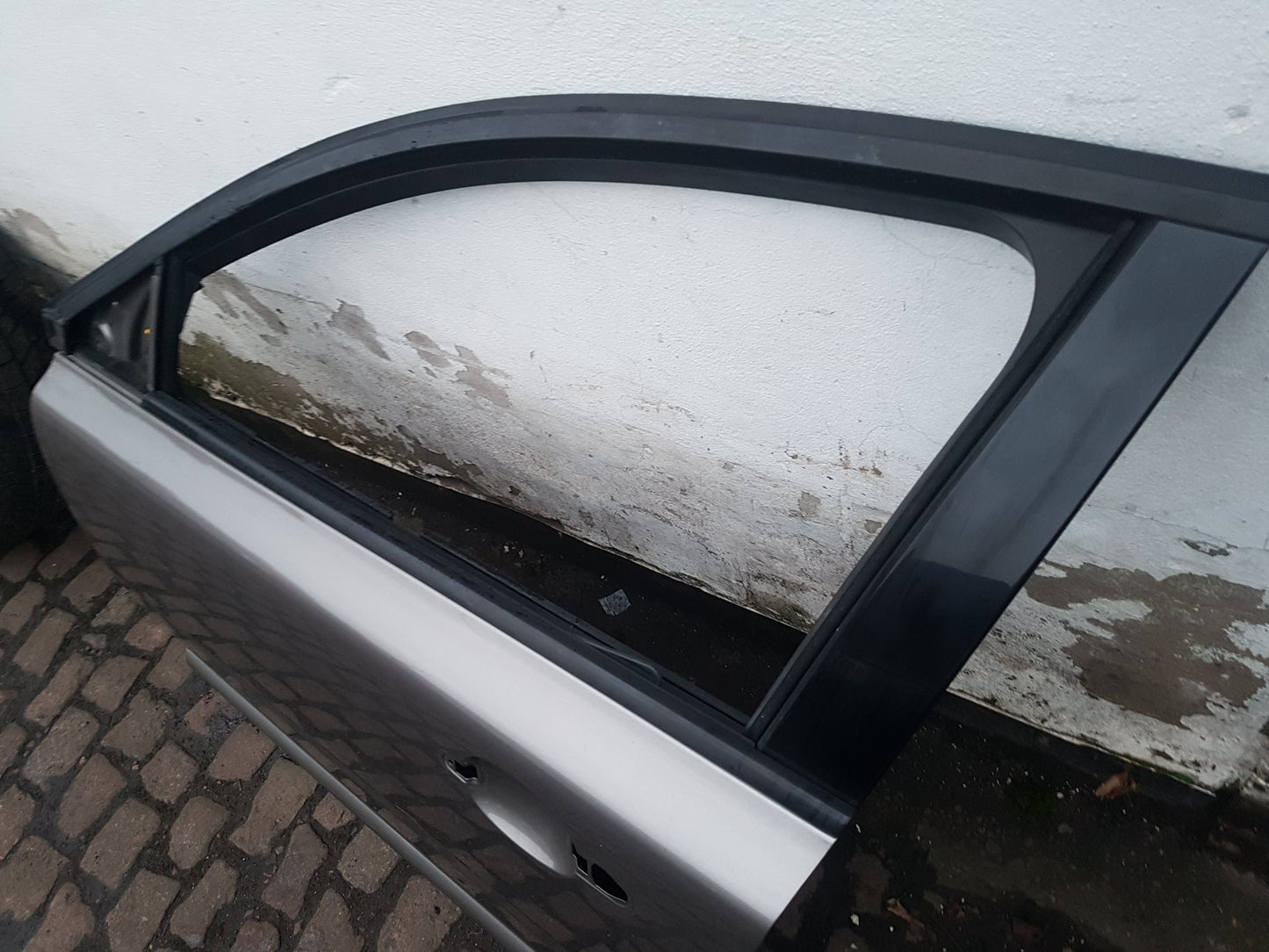 2008 - 2011 Volvo V70  Estate DOOR - BARE (FRONT PASSENGER SIDE)