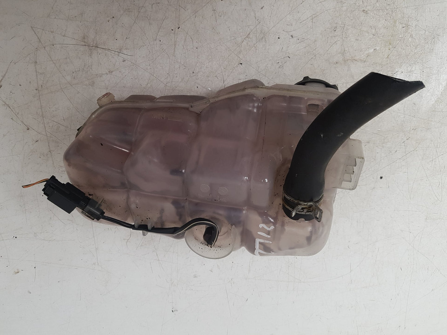 2012 - 2019 Volvo V40  Hatchback Radiator Pressure Bottle 31338764