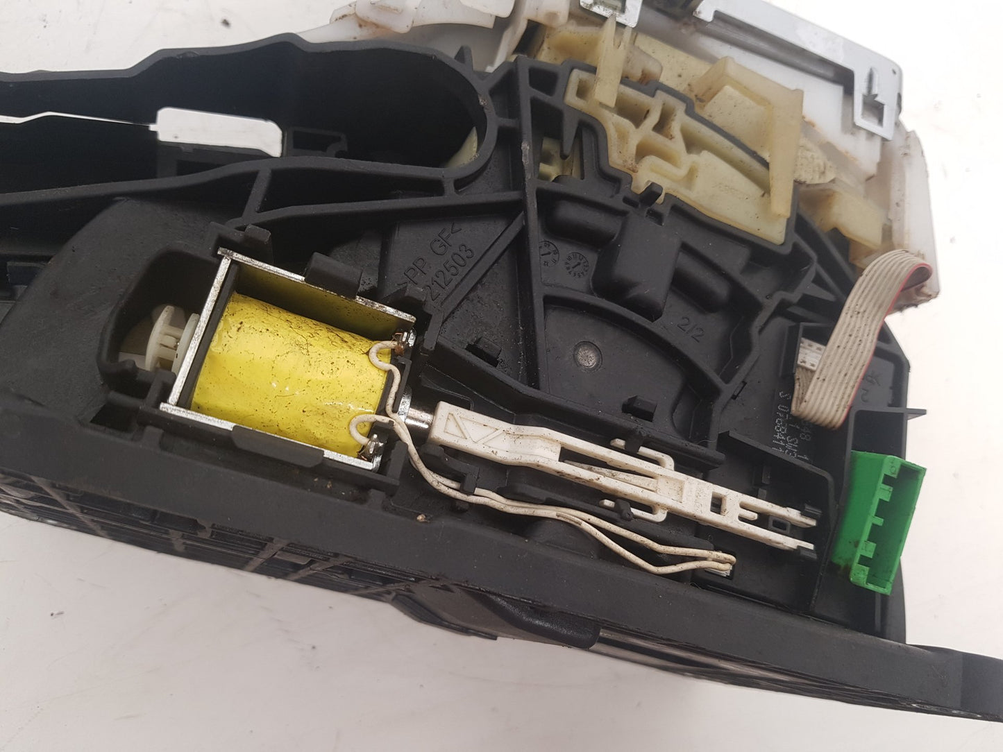 2008 - 2013 Volvo V70  Estate GEARSTICK (AUTOMATIC) 30733069
