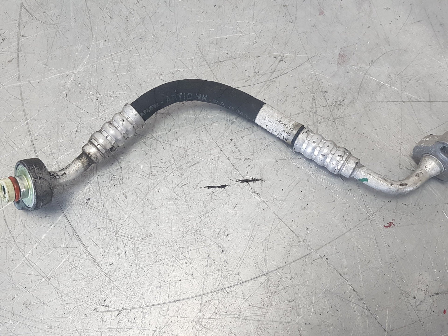 2014 - 2016 Volvo V40 Cross Country  Hatchback A/C Pipe  31291413