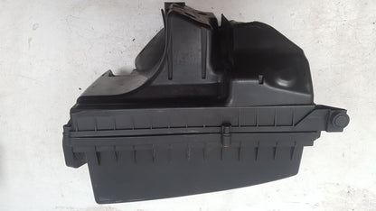 2010 - 2013 Volvo V60  Estate Air Filter Box 31370671