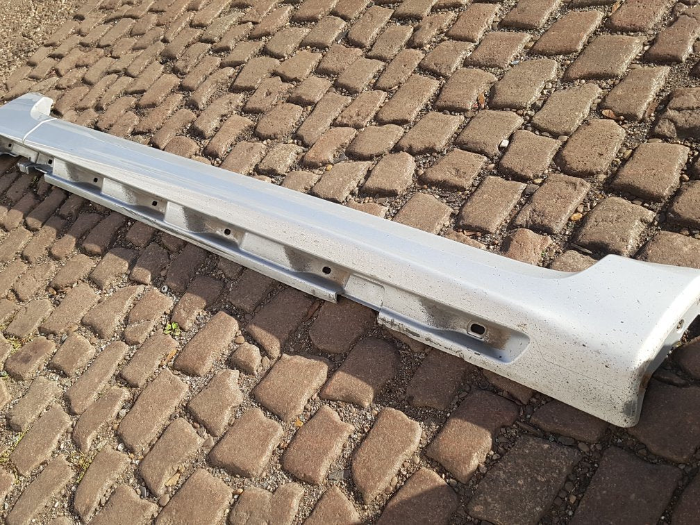 2008 - 2016 Volvo V70 III 135 Estate Right Side Skirt 426 SILVER