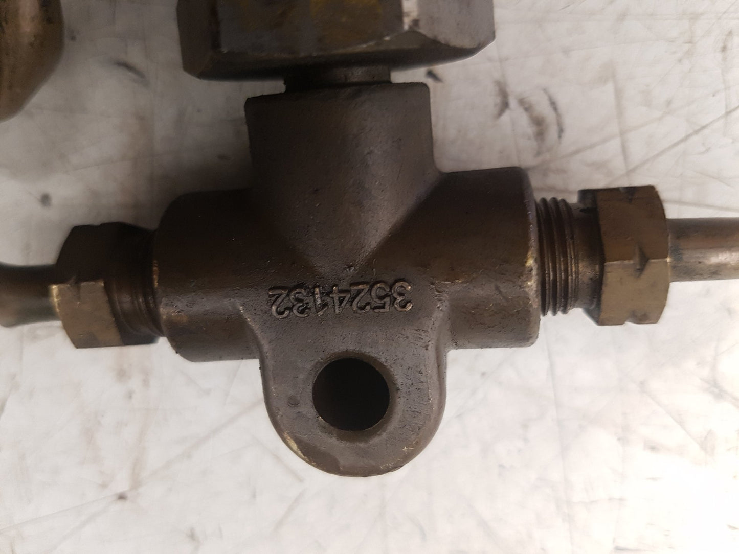2008 - 2011 Volvo V70  Estate BRAKE PRESSURE SENSORS (PAIR) 3524132