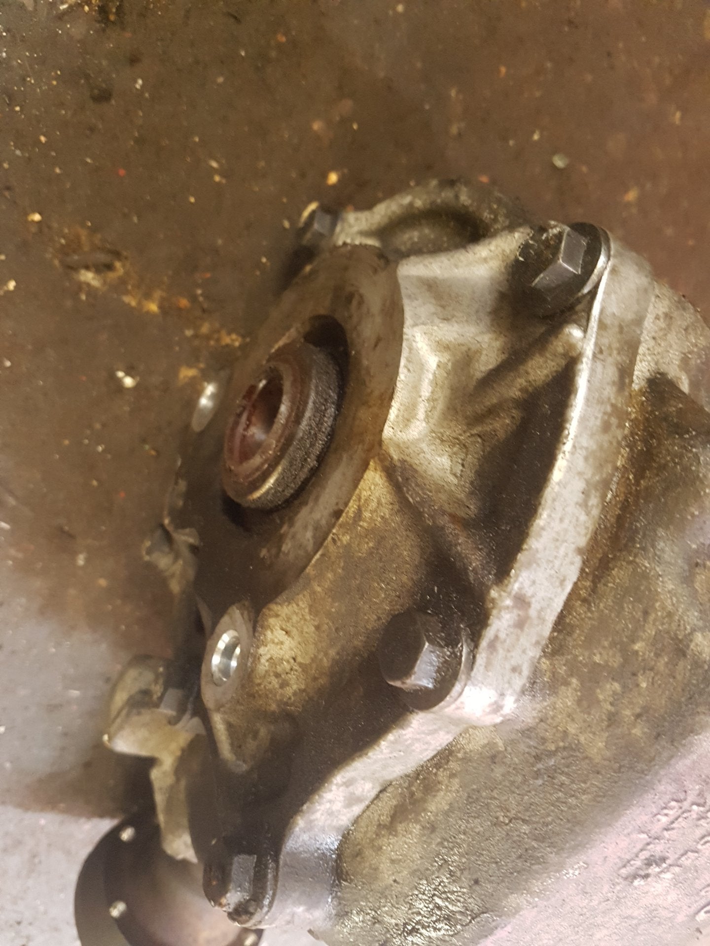 2005 - 2012  Xc90 D5 Se Awd E4 5 Dohc  Estate Front Differential Assembly 30700016