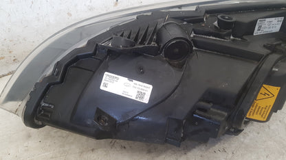 2015 Volvo V40 Right Headlight 31420010 VRAC Grade A