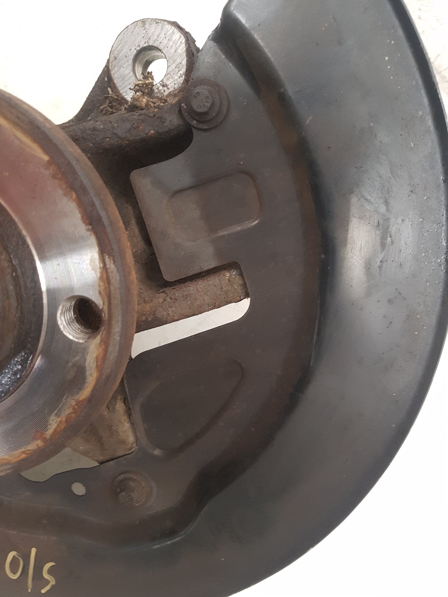 2010 - 2017 Volvo XC60  Estate Left Front Hub Assembly 7G91-3K171-M