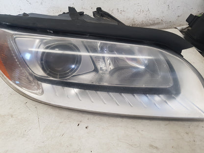 2008 - 2014 Volvo XC70  Estate Right Headlight 31214350