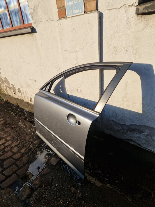2005 - 2012 Volvo S40  Saloon DOOR - BARE (FRONT PASSENGER SIDE) 31335440